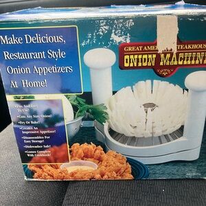 Onion Machine - White